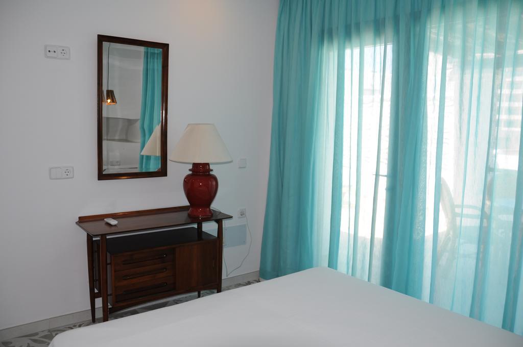 Chalet Torralba - Villa At Hotel Osiris Sant Antoni de Portmany Екстериор снимка