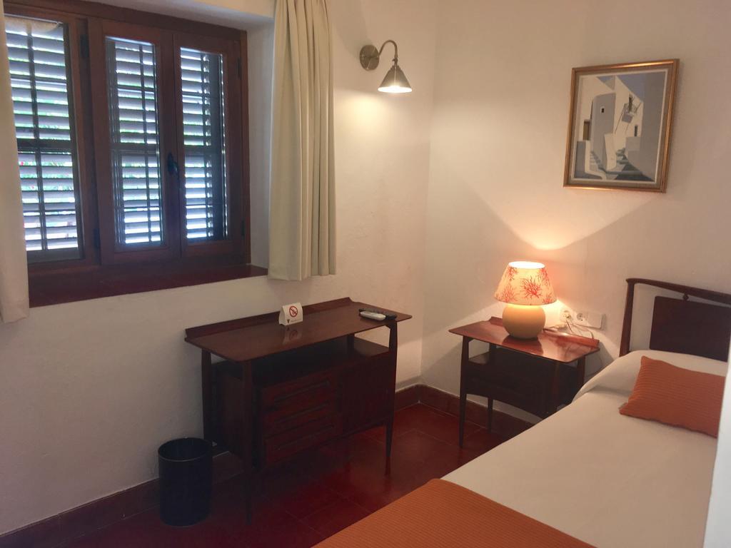 Chalet Torralba - Villa At Hotel Osiris Sant Antoni de Portmany Екстериор снимка