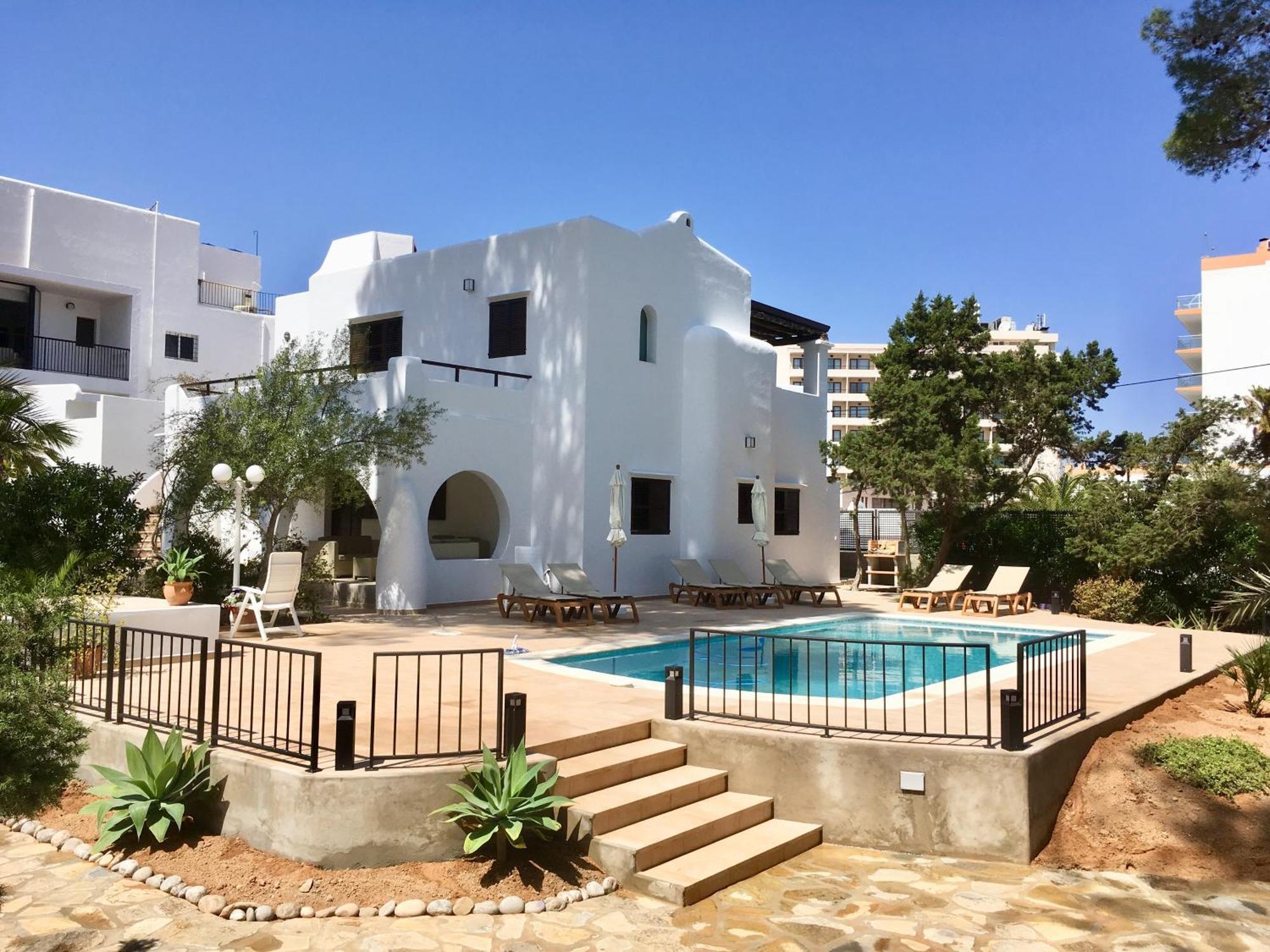 Chalet Torralba - Villa At Hotel Osiris Sant Antoni de Portmany Екстериор снимка