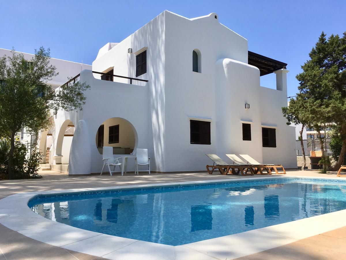 Chalet Torralba - Villa At Hotel Osiris Sant Antoni de Portmany Екстериор снимка